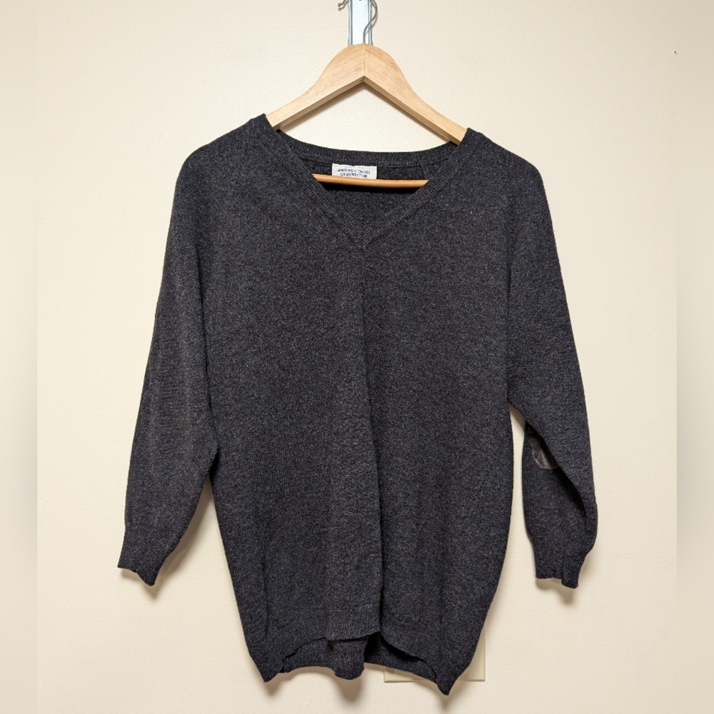 United Colors of Benetton Small Wool V-Neck Sweater Gray Elbow Patch